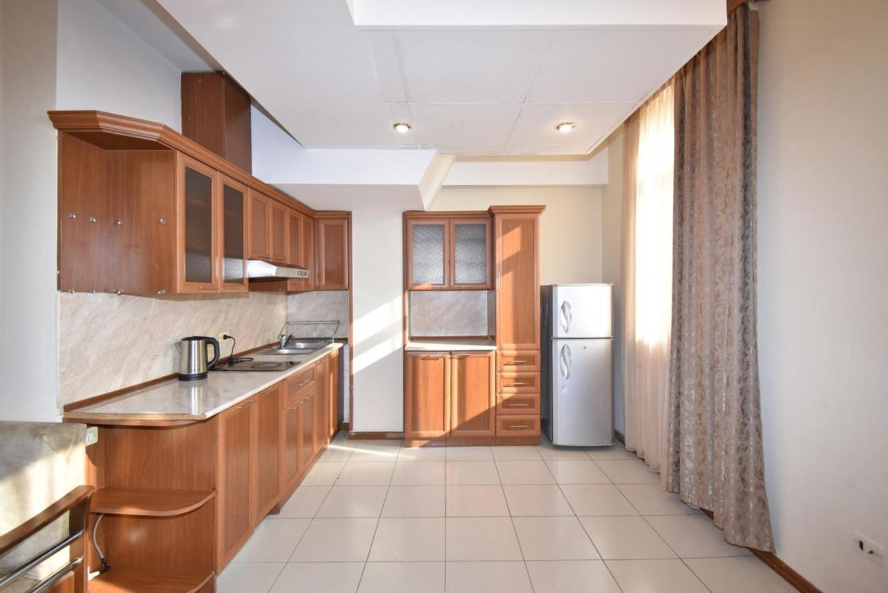 Abovyan Street 16, Apartment No 24 Jereván Kültér fotó
